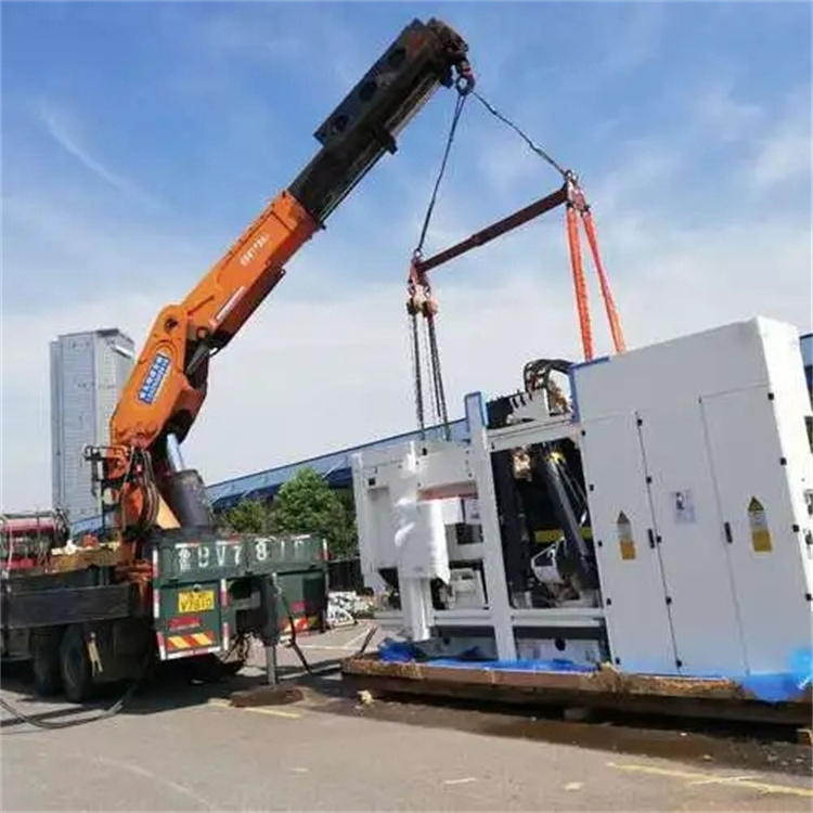 莒县附近小吊车联系方式|8-16吨|本地及时服务